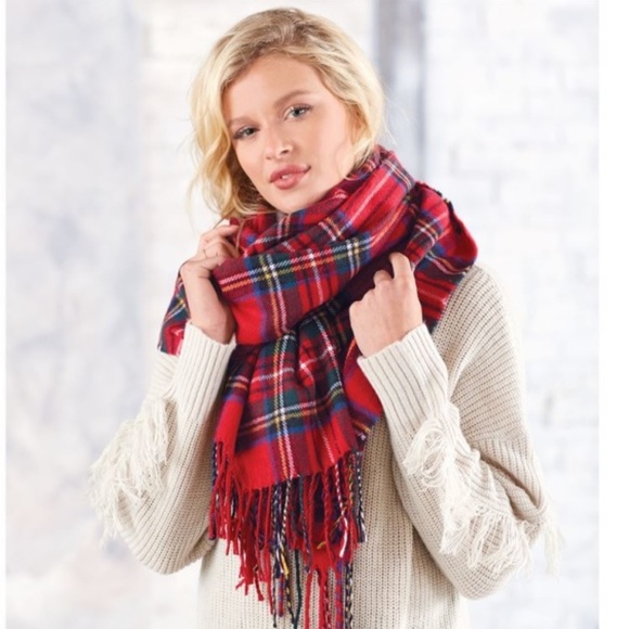 Accessories - Large Preppy Women’s Scottish Red Plaid Fringed Oversized Scarf (Super Soft)